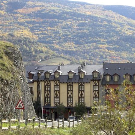 San Marsial Benasque Apart Hotel מראה חיצוני תמונה