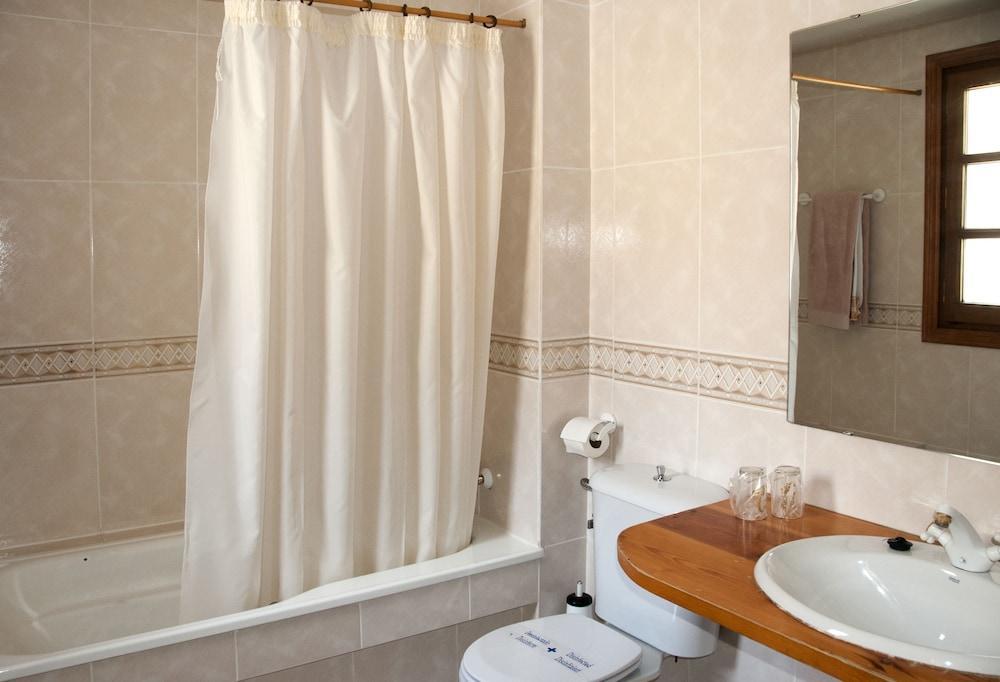 San Marsial Benasque Apart Hotel מראה חיצוני תמונה