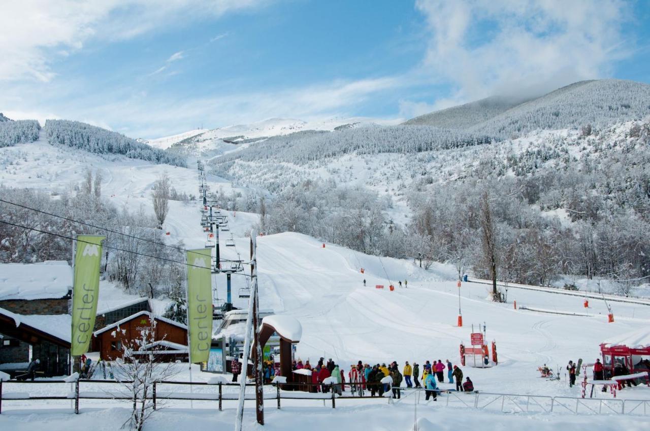 San Marsial Benasque Apart Hotel מראה חיצוני תמונה