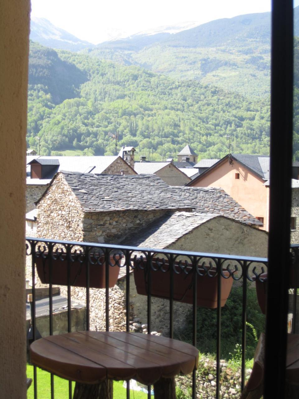 San Marsial Benasque Apart Hotel מראה חיצוני תמונה